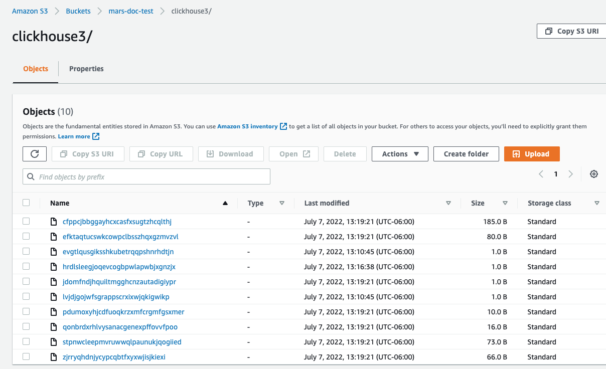 Просмотр корзины S3 в консоли AWS, отображающей файлы данных ClickHouse, хранящиеся в S3